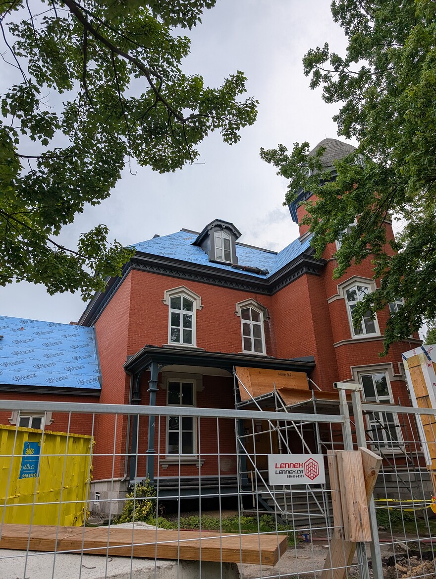 PXL_20250701_192741342