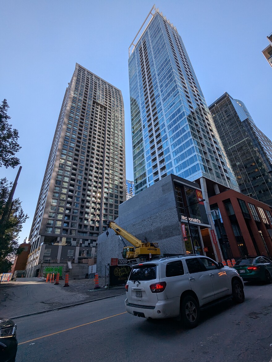 PXL_20240928_200838648