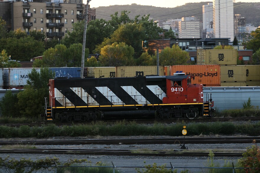 98FC7638-2F73-49D0-B422-A0EA4EB7137A_1_201_a