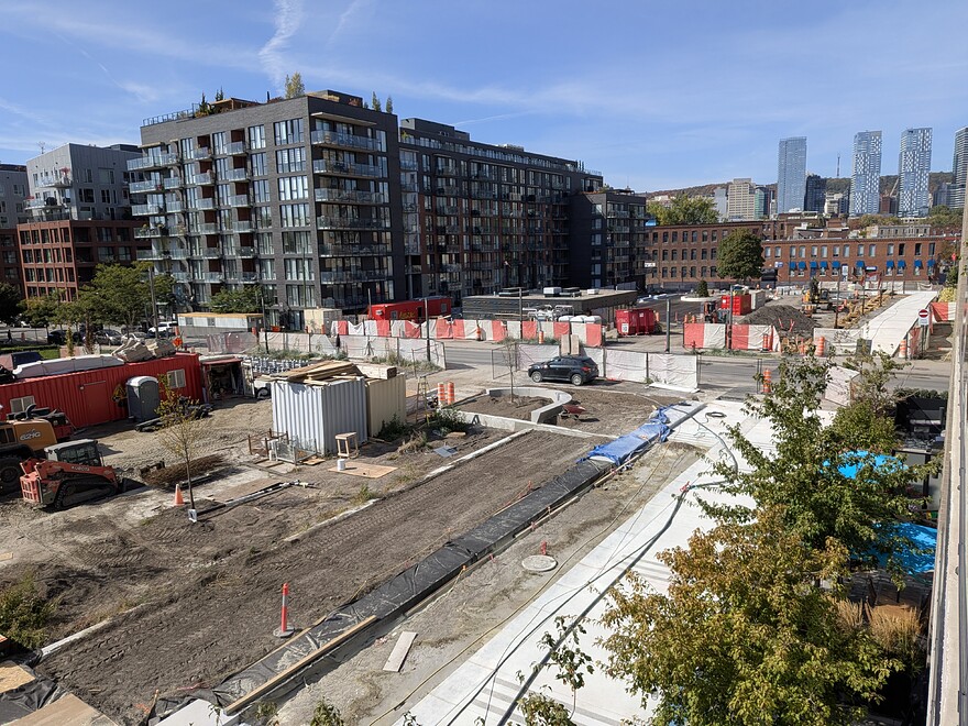 PXL_20251004_171048460