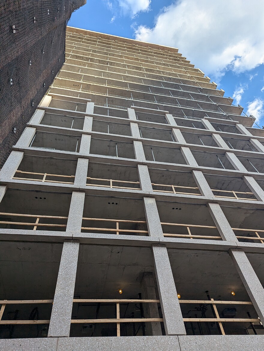 PXL_20240807_215210846