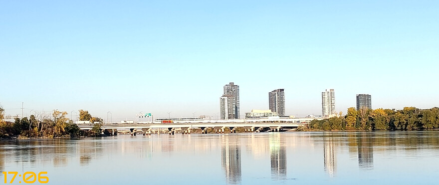 sketch-1760658166082