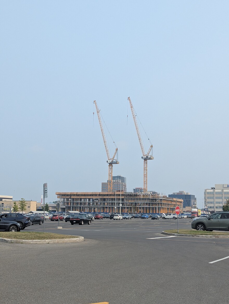 PXL_20250803_201352350.MP