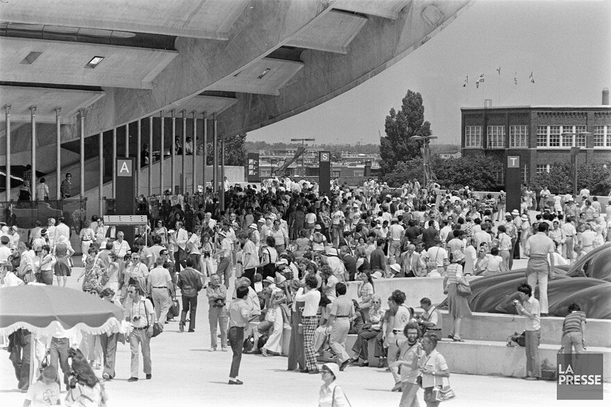 06M_P833S5D1976-0296_004