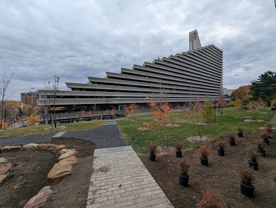 PXL_20251103_162648308