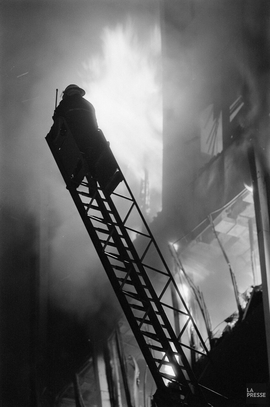 06M_P833S5D1986-0484_001