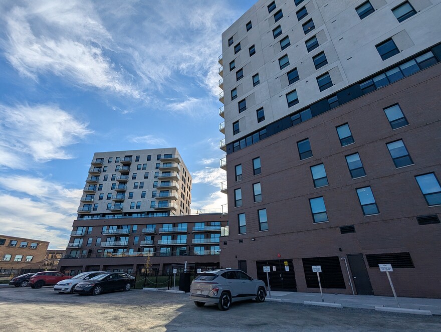 PXL_20251029_192916475