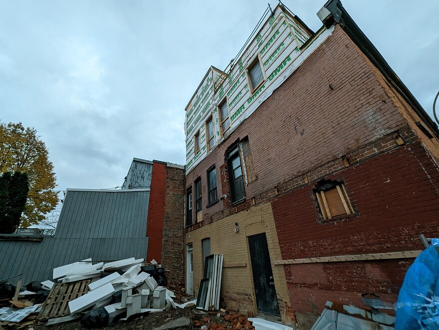 AGC_20251101_215201419