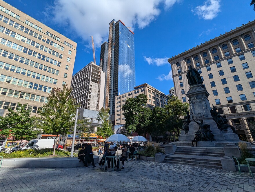 PXL_20240928_191247440