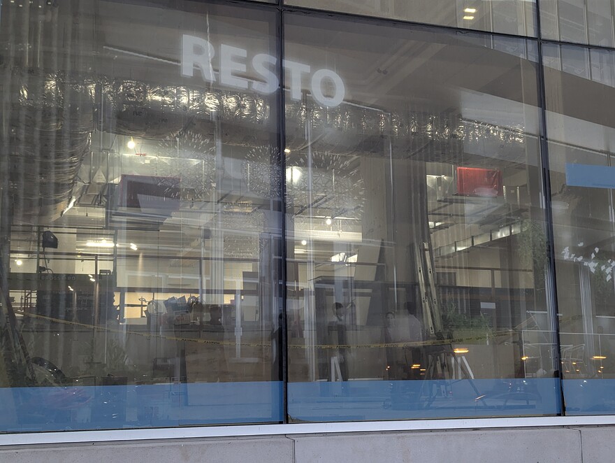 PXL_20250911_231542030