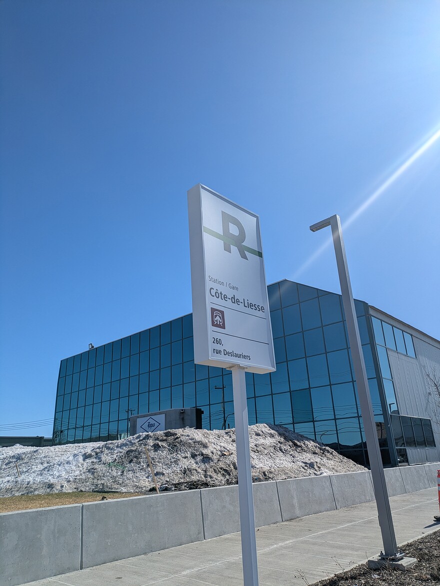 PXL_20250318_182750384