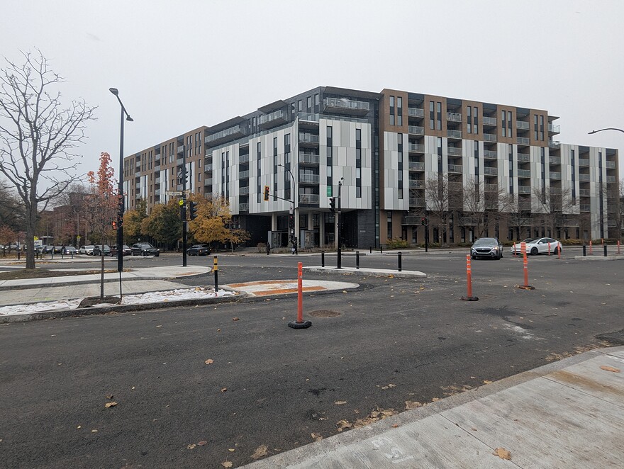 PXL_20251109_151331197