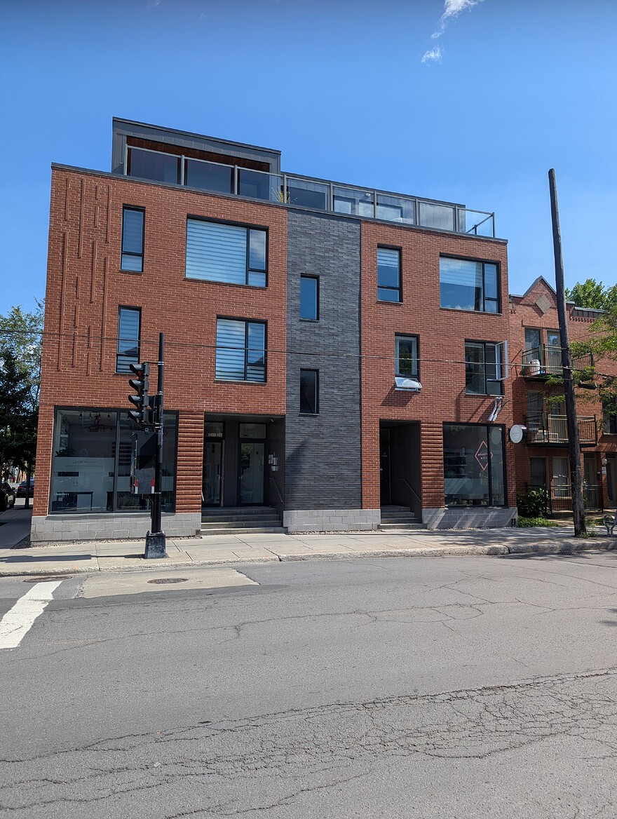 PXL_20250801_193254963