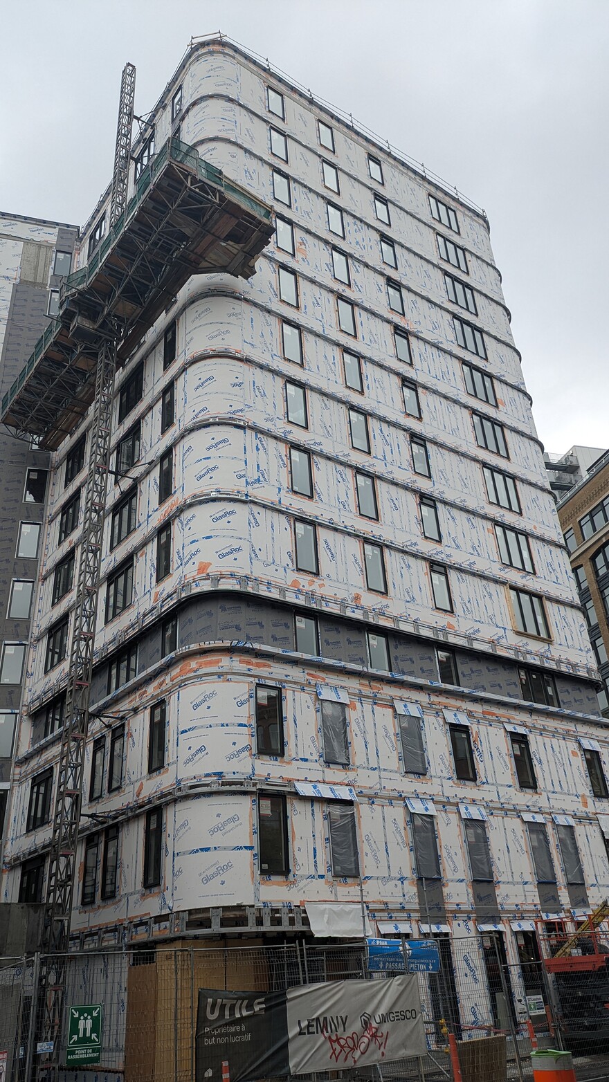 PXL_20250923_161110778