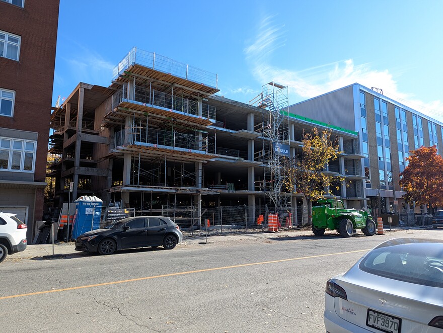 PXL_20251029_183928125