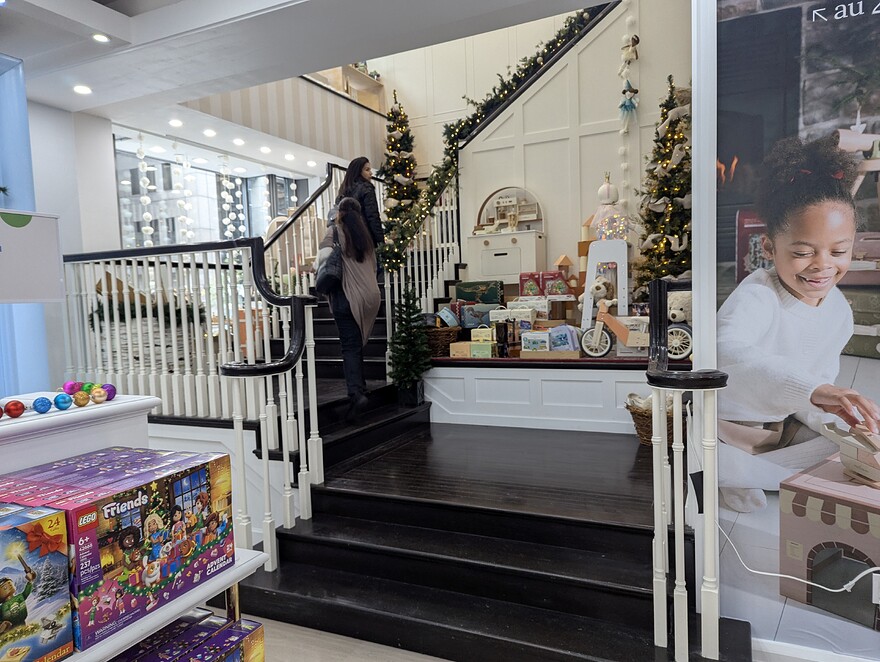 PXL_20251024_170808443