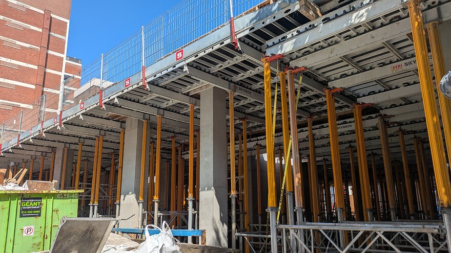 PXL_20250615_193654520.MP