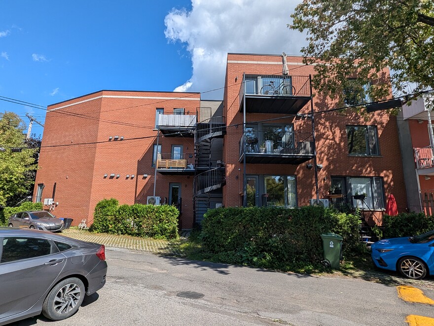 PXL_20250908_175842161