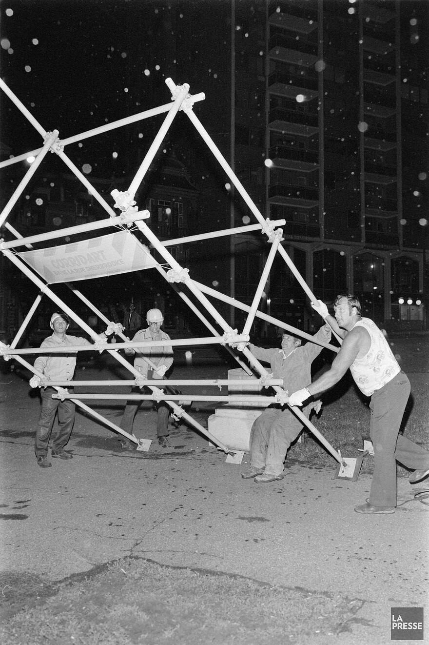 06M_P833S5D1976-0280_014