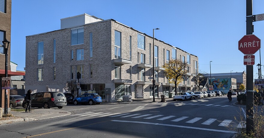 PXL_20251028_193015218~2