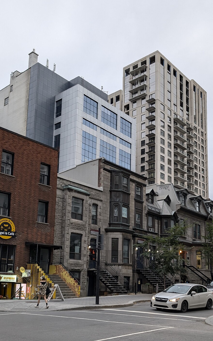 PXL_20250819_230936538~3