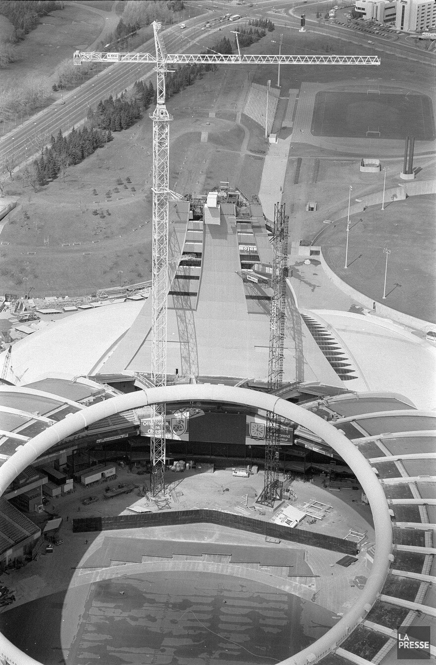 06M_P833S5D1986-0129_002