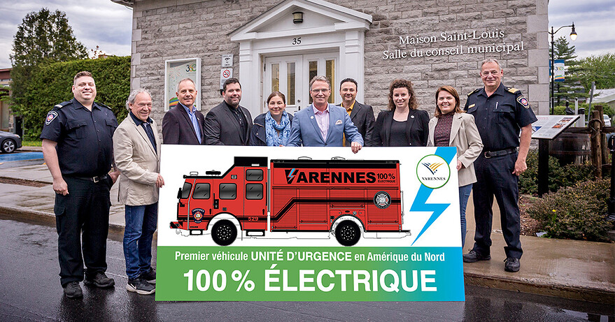Varennes acquiert le premier véhicule de pompiers Unité d’Urgence 100 % électrique en Amérique du Nord