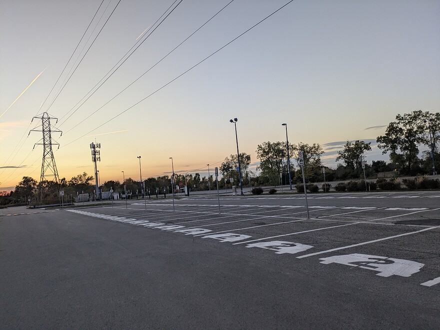 PXL_20251003_223814418