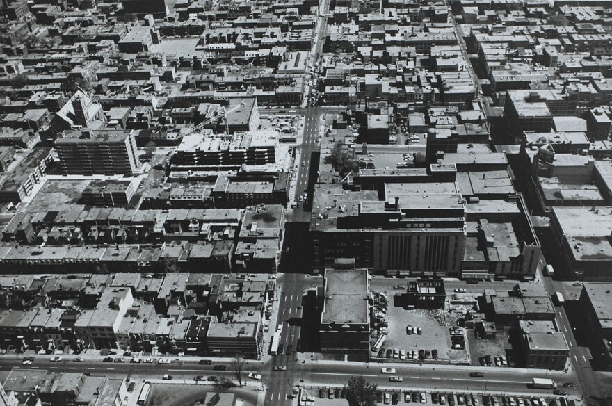 06M_P833S4D1562_0001_1