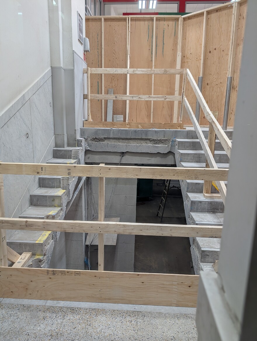 PXL_20251025_231826460