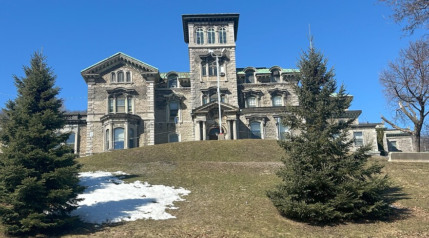 Gatekeeper's Lodge