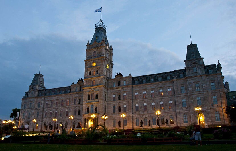 Le projet de loi n°16, Loi modifiant la Loi sur l’aménagement et l’urbanisme, est actuellement à l’étude à l’Assemblée nationale du Québec.