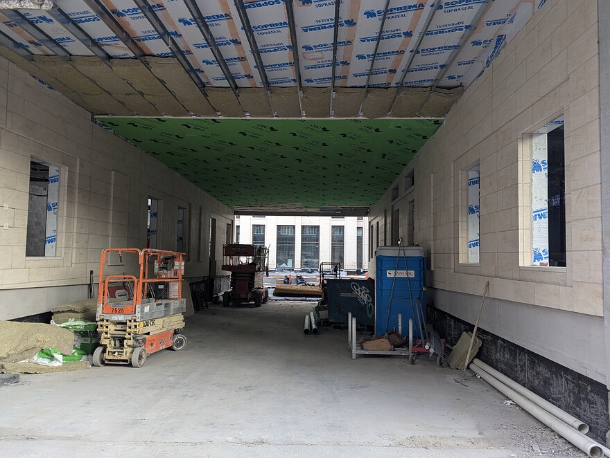 PXL_20250913_223459808