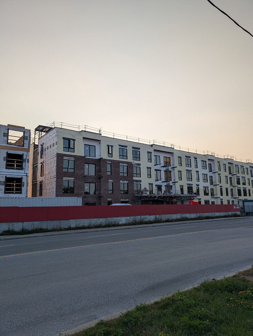 PXL_20250807_230856509