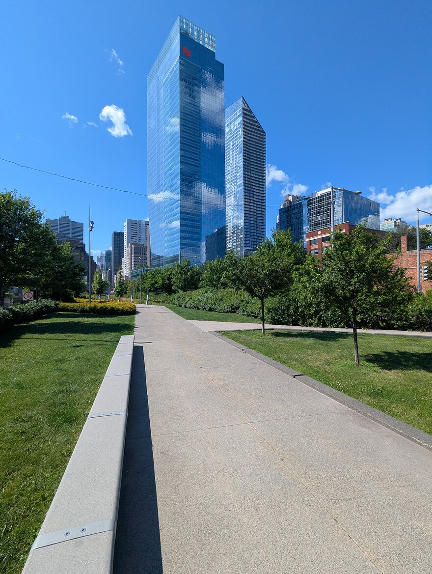 PXL_20250718_193544676