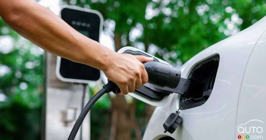 Une borne de recharge gérée par la GSA.