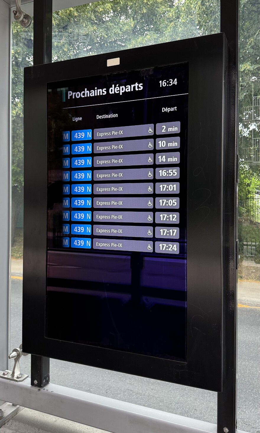 Afficheur de départs de la station Pie-IX / Rosemont (Nord)