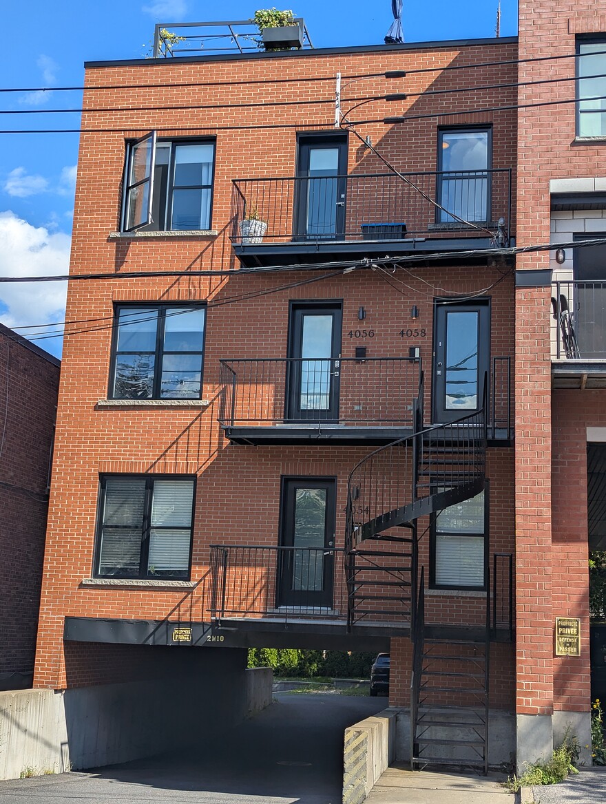 PXL_20250908_182008578