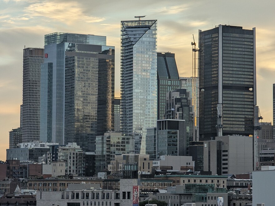 PXL_20250917_223316017