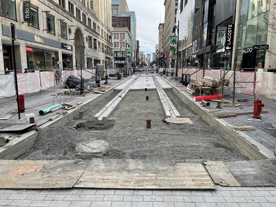 Sainte Catherine vue vers l’ouest depuis Metcalfe