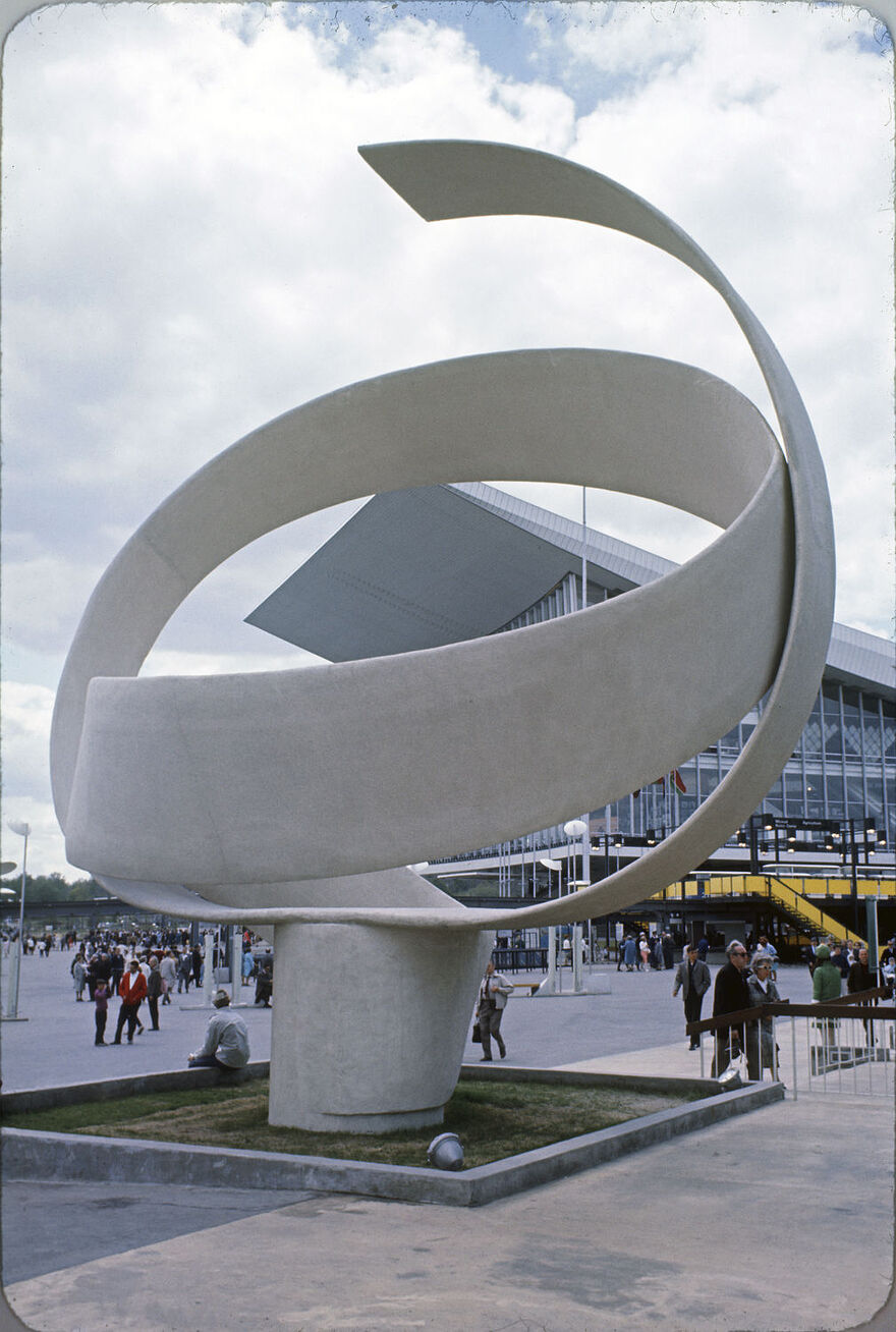 06M_P586S1SS1D1967-023_001