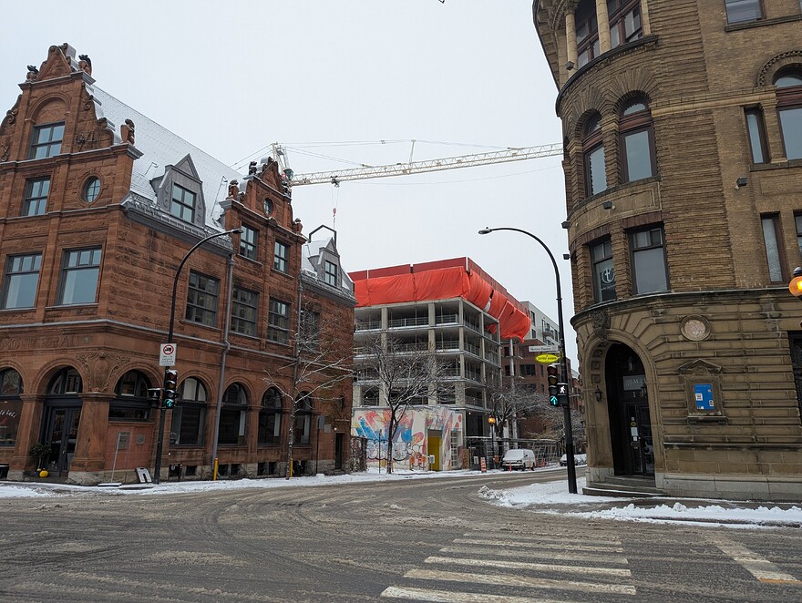 PXL_20251116_140046143