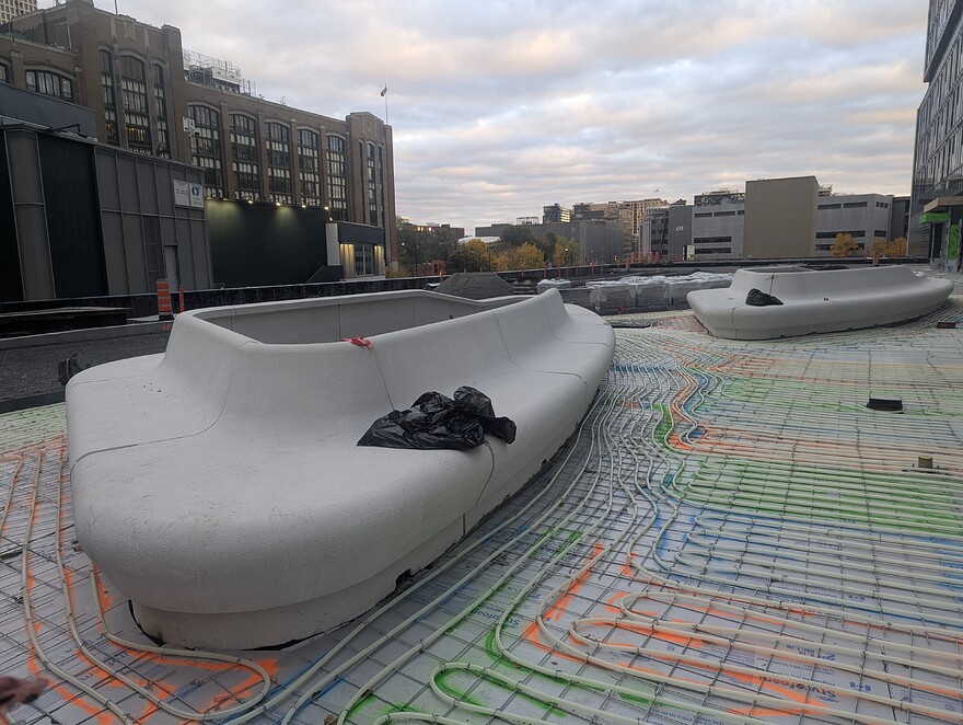 PXL_20251102_211832072.MP