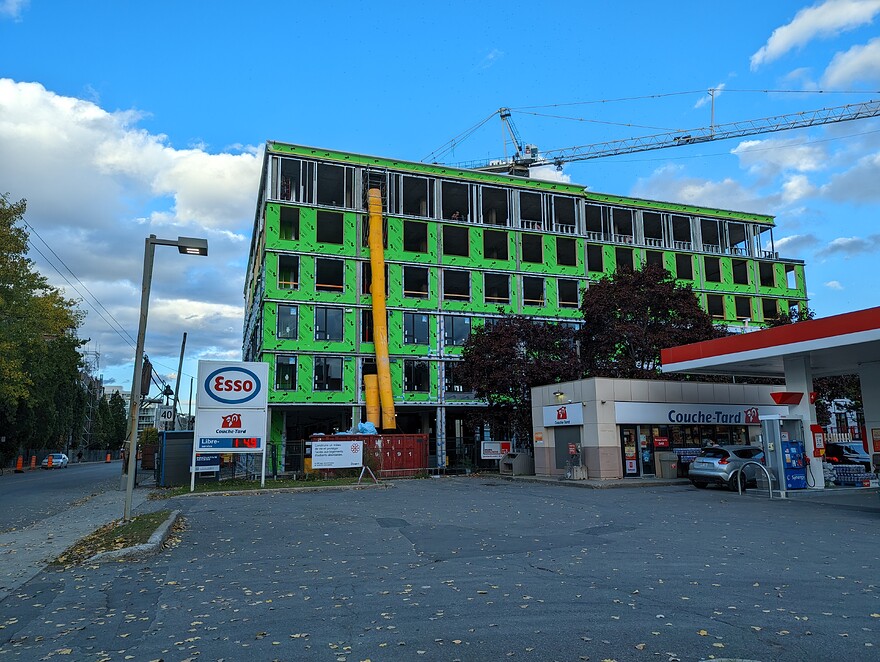 AGC_20251008_210732576