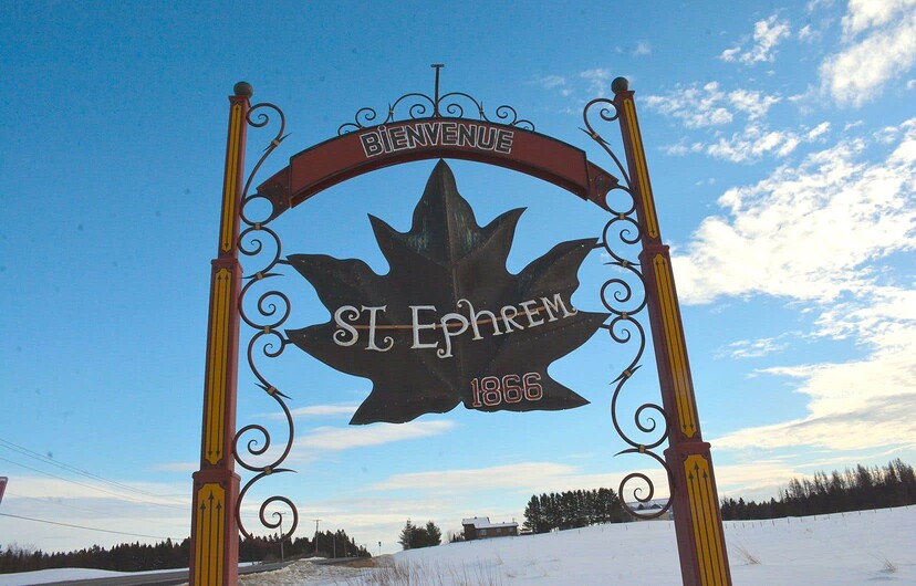 Saint-Éphrem-de-Beauce, une localité d’environ 2400 habitants, prévoyait d’accueillir 15 travailleurs temporaires l’an dernier. Pas moins de 57 y ont finalement débarqué.