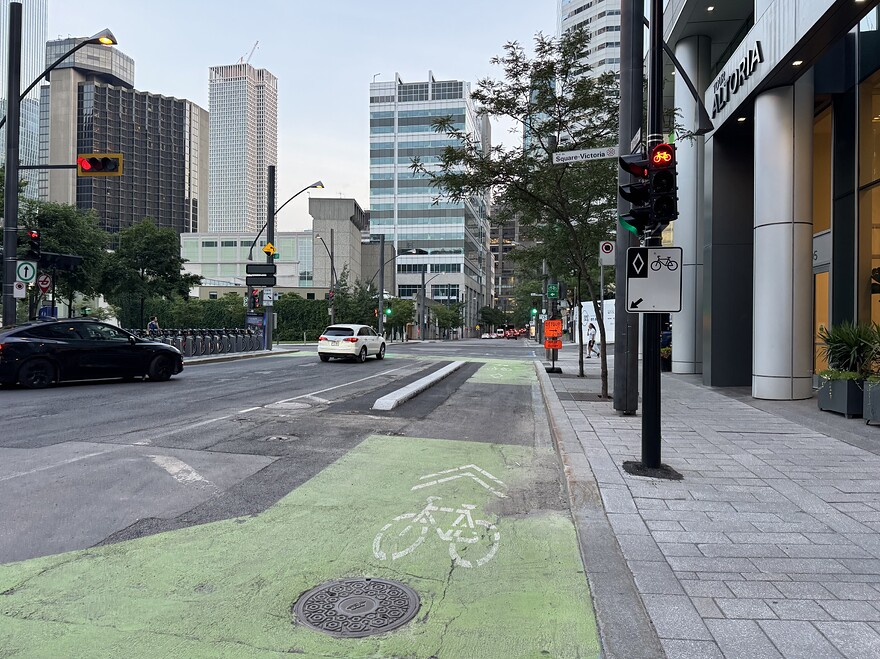 Viger / McGill, vue vers l'ouest