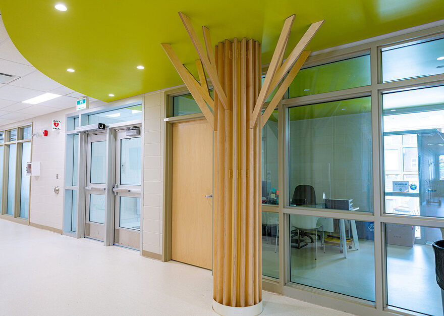 bergeron-thouin-associes-realisation-education-ecole-primaire-saint-joseph-04-v2