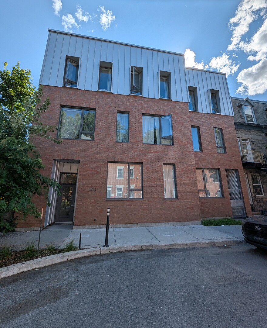 PXL_20250801_200045155