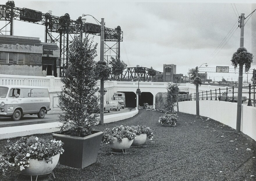 06M_P833S4D2114_0003_1