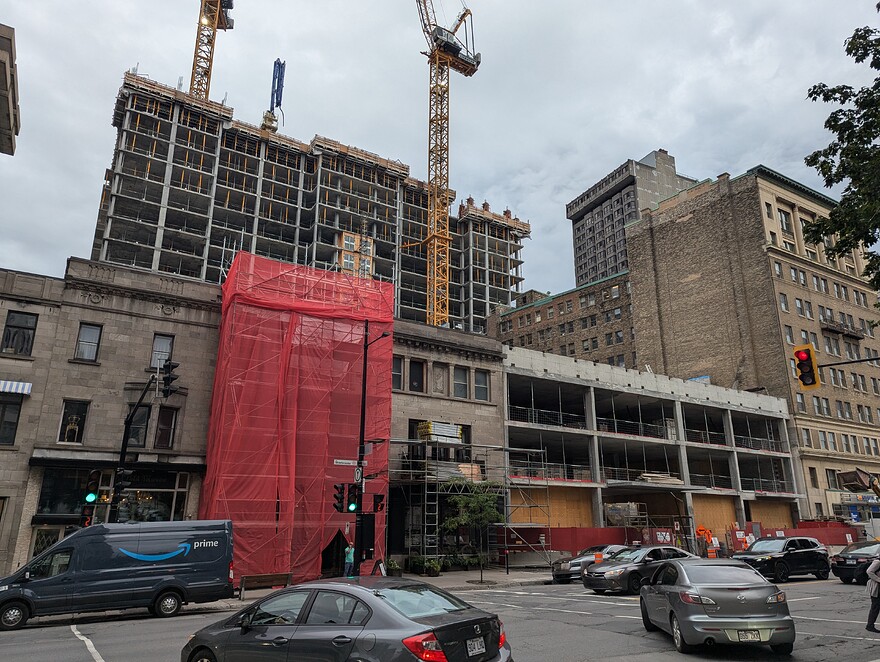 PXL_20240808_224419522